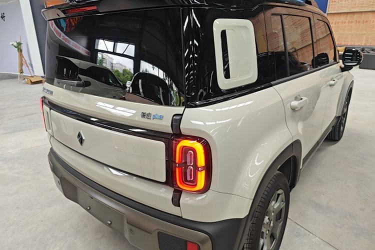 Used Baojun Spark EUV 2026 301km Flagship Edition Rear Right 45 Deg