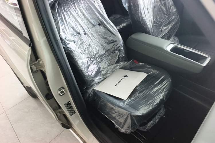 Used Baojun Spark EUV 2026 301km Flagship Edition Right Front Seat
