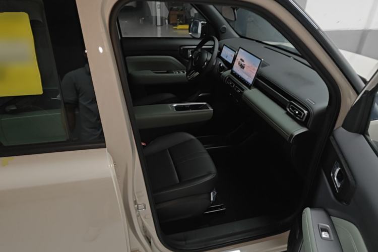 Used Baojun Spark EUV 2026 301km Flagship Edition Right Front Seat