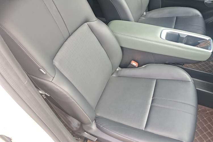 Used Baojun Spark EUV 2026 301km Flagship Edition Right Front Seat