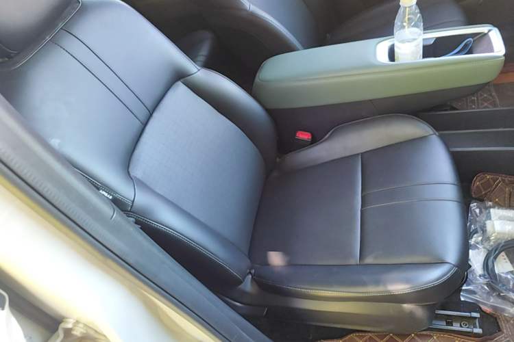 Used Baojun Spark EUV 2026 301km Flagship Edition Right Front Seat