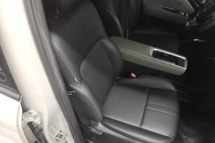 Used Baojun Spark EUV 2026 301km Flagship Edition Right Front Seat