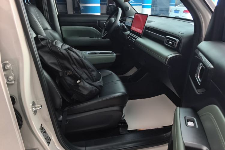 Used Baojun Spark EUV 2026 301km Flagship Edition Right Front Seat