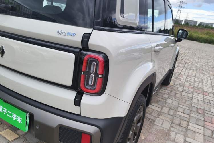 Used Baojun Spark EUV 2026 301km Flagship Edition Right Rear Taillight