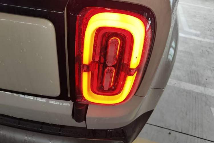 Used Baojun Spark EUV 2026 301km Flagship Edition Right Rear Taillight
