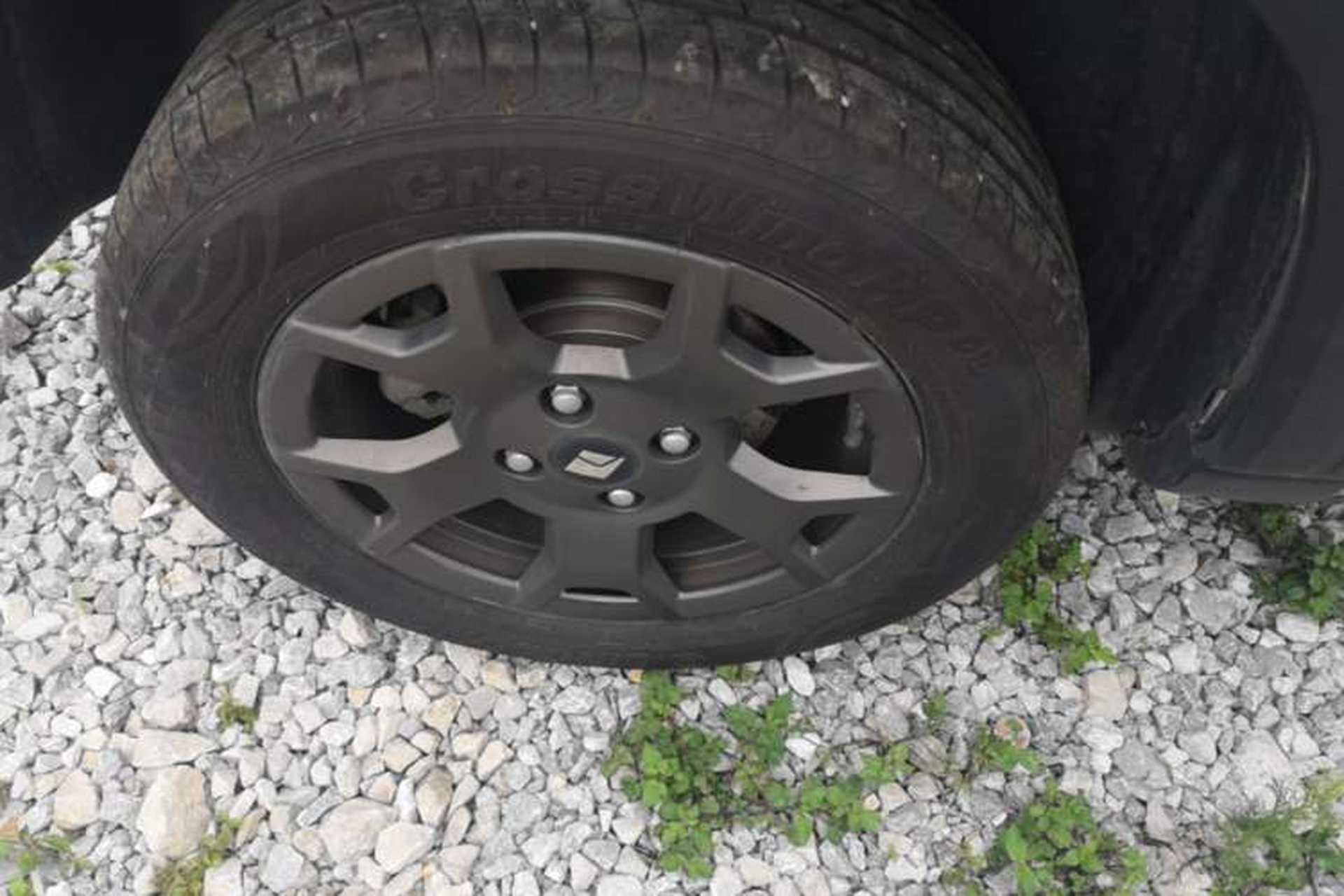 Used Baojun Spark EUV 2026 301km Flagship Edition Right Rear Wheel Hub