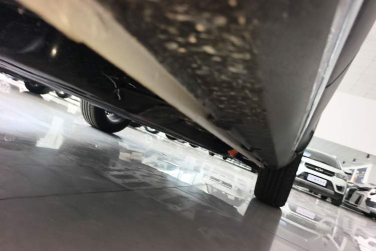 Used Baojun Spark EUV 2026 301km Flagship Edition Right Side Sill