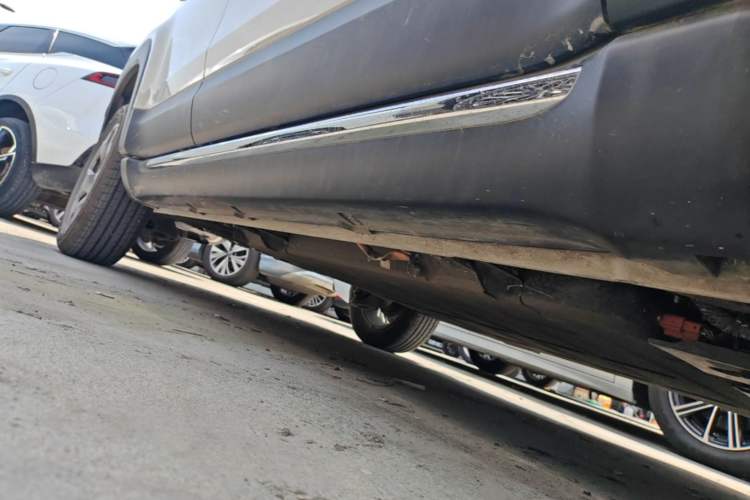 Used Baojun Spark EUV 2026 301km Flagship Edition Right Side Sill