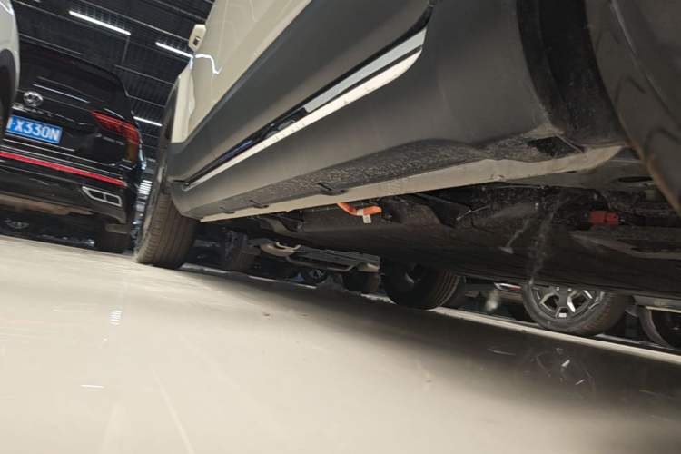 Used Baojun Spark EUV 2026 301km Flagship Edition Right Side Sill