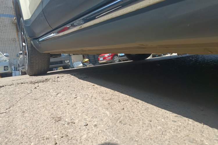 Used Baojun Spark EUV 2026 301km Flagship Edition Right Side Sill