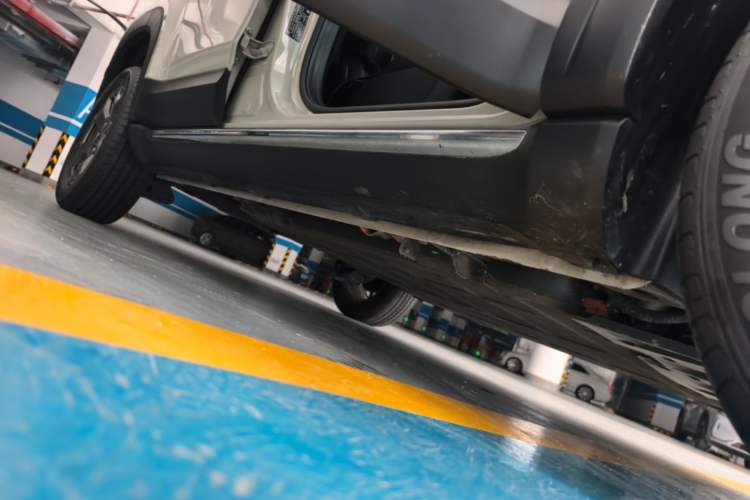 Used Baojun Spark EUV 2026 301km Flagship Edition Right Side Sill