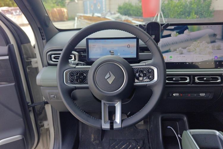 Used Baojun Spark EUV 2026 301km Flagship Edition Steering Wheel