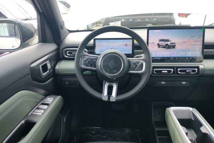 Used Baojun Spark EUV 2026 301km Flagship Edition Steering Wheel