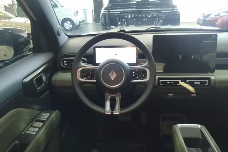 Used Baojun Spark EUV 2026 301km Flagship Edition Steering Wheel