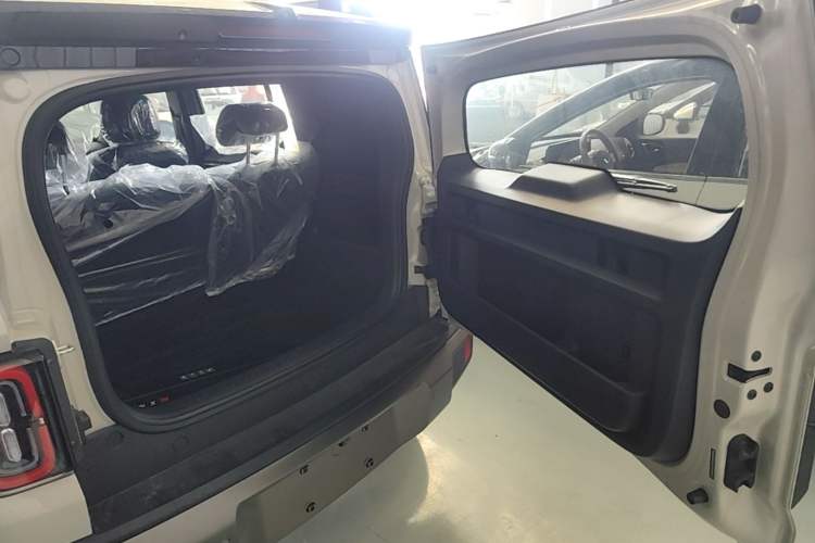 Used Baojun Spark EUV 2026 301km Flagship Edition Trunk