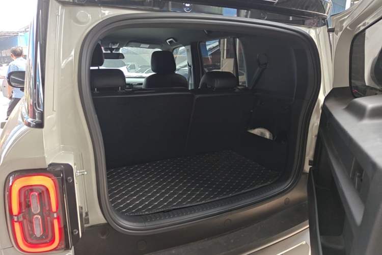 Used Baojun Spark EUV 2026 Model 501km Flagship Edition Trunk