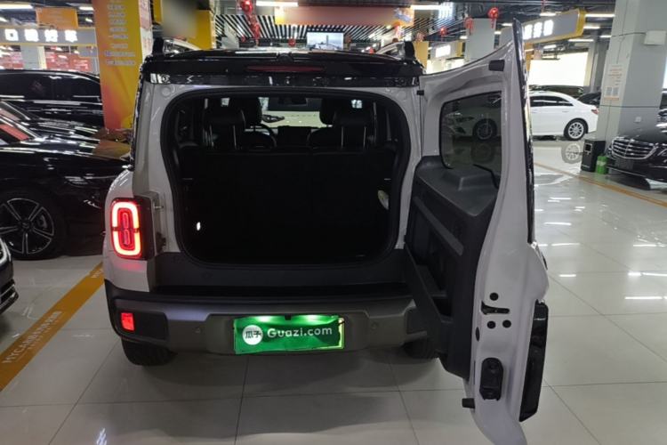 Used Baojun Spark EUV 2026 301km Flagship Edition Trunk