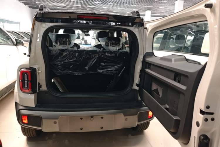 Used Baojun Spark EUV 2026 301km Flagship Edition Trunk