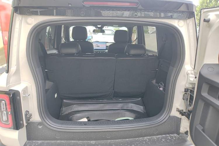 Used Baojun Spark EUV 2026 301km Flagship Edition Trunk