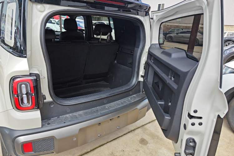 Used Baojun Spark EUV 2026 301km Flagship Edition Trunk