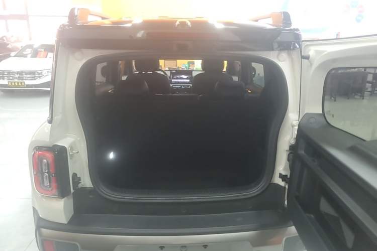 Used Baojun Spark EUV 2026 301km Flagship Edition Trunk