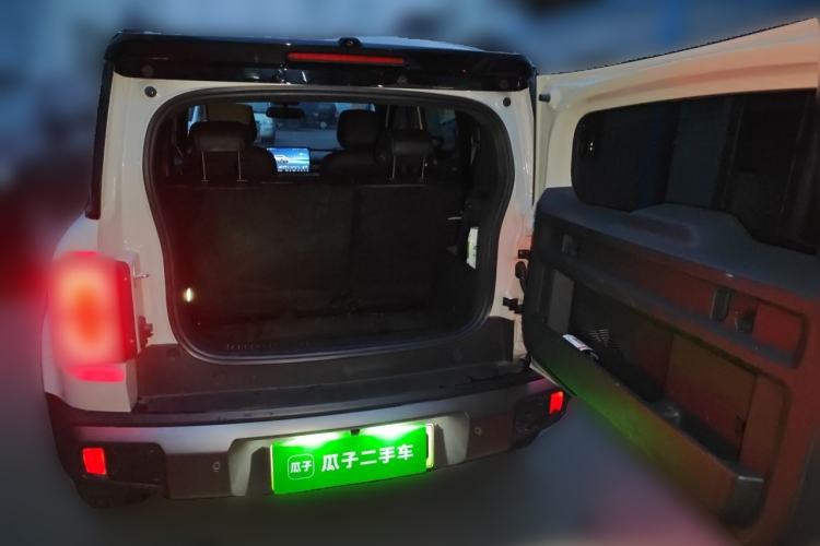 Used Baojun Spark EUV 2026 Model 401km Flagship Edition Trunk