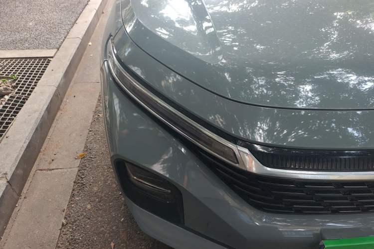 Used Baojun Valli 2021 1.5T Naqu Starry Sky CVT Flagship Model Right Front Headlight