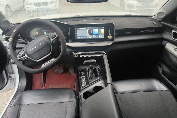 Used Baojun Valli 2021 1.5T Yili Pasture CVT Luxury Model Interior 3