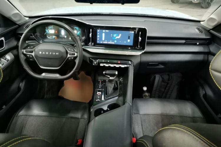 Used Baojun Valli 2021 1.5T Yili Pasture CVT Luxury Model Center Console