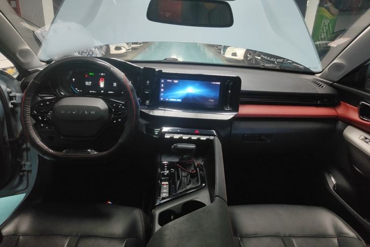 Used Baojun Valli 2021 1.5T Dali Sky CVT Premium Edition Center Console