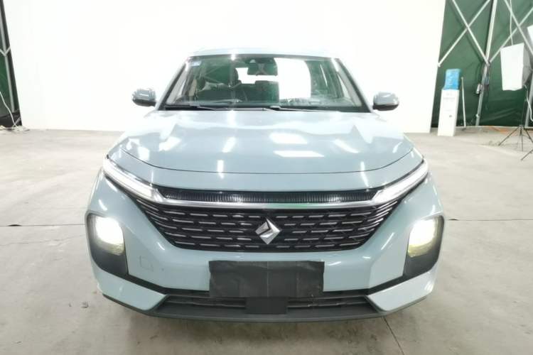 Used Baojun Valli 2021 1.5T Yili Pasture CVT Luxury Model Front