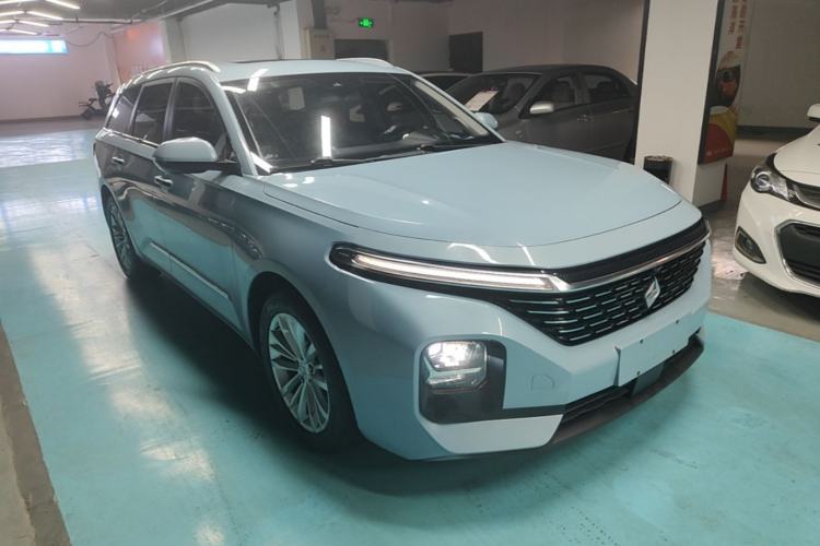 Used Baojun Valli 2021 1.5T Dali Sky CVT Premium Edition Front Right 45 Deg