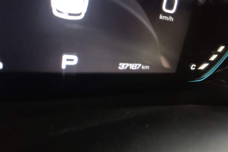 Used Baojun Valli 2021 1.5T Yili Pasture CVT Luxury Model Odometer Close Up