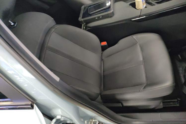 Used Baojun Valli 2021 1.5T Naqu Starry Sky CVT Flagship Model Right Front Seat