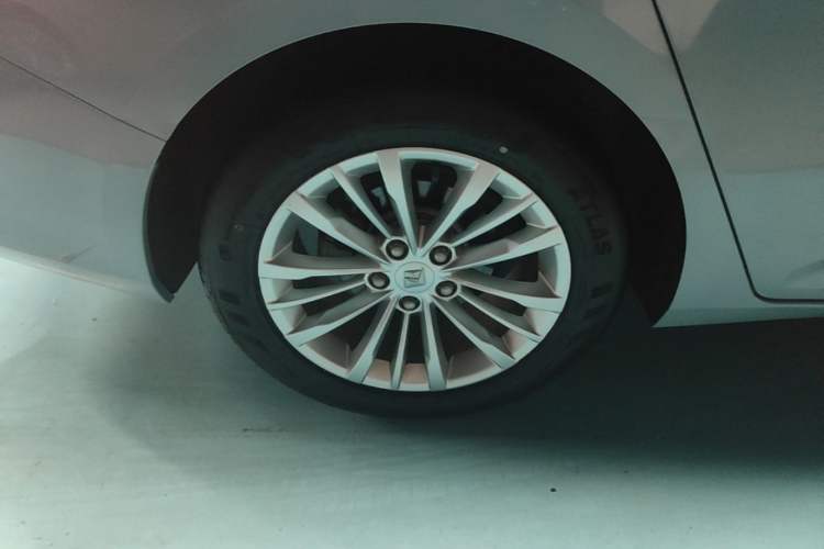 Used Baojun Valli 2021 1.5T Dali Sky CVT Premium Edition Right Rear Wheel Hub