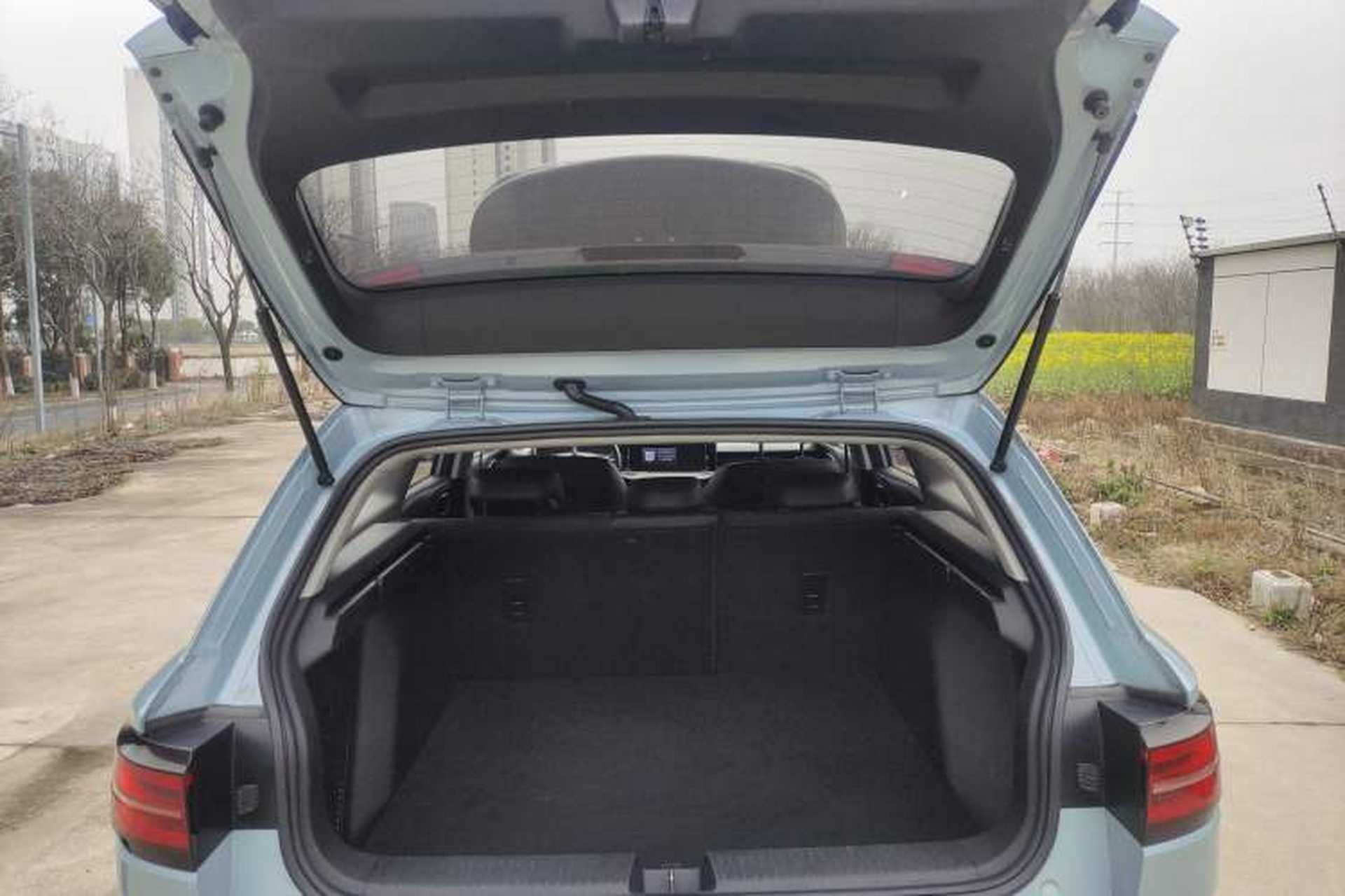 Used Baojun Valli 2021 1.5T Naqu Starry Sky CVT Flagship Model Trunk