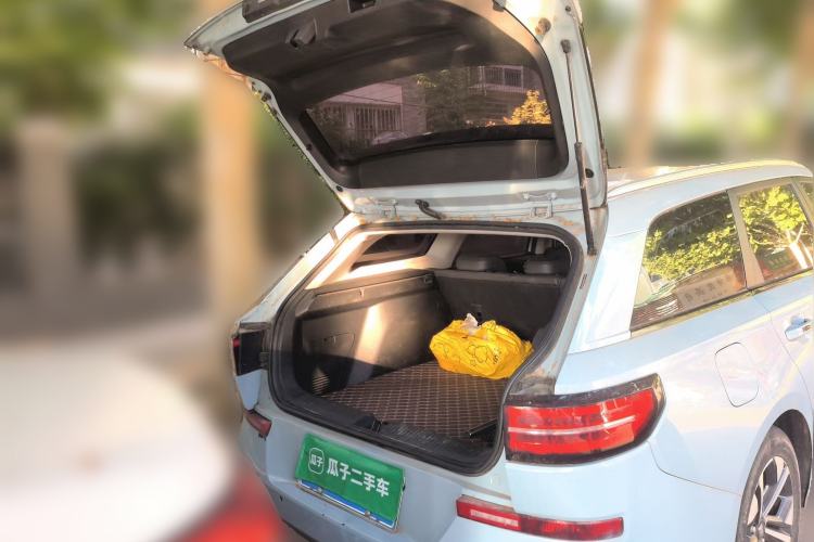 Used Baojun Valli 2021 1.5T Yili Pasture CVT Luxury Model Trunk