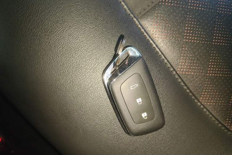Used Baojun Valli 2021 1.5T Dali Sky CVT Premium Edition Vehicle Key