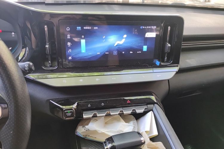 Used Baojun Valli 2021 1.5T Naqu Starry Sky CVT Flagship Model Audio And AC Panel
