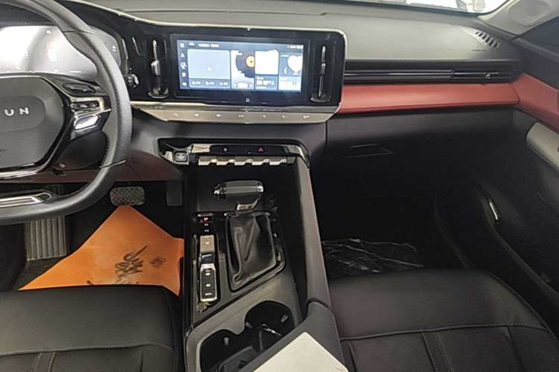 Used Baojun Valli 2021 1.5T Dali Sky CVT Premium Edition Audio And AC Panel