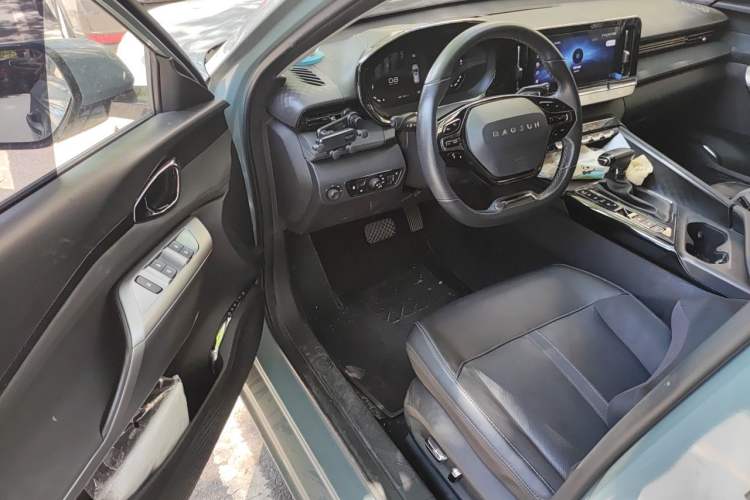 Used Baojun Valli 2021 1.5T Naqu Starry Sky CVT Flagship Model Driver Seat