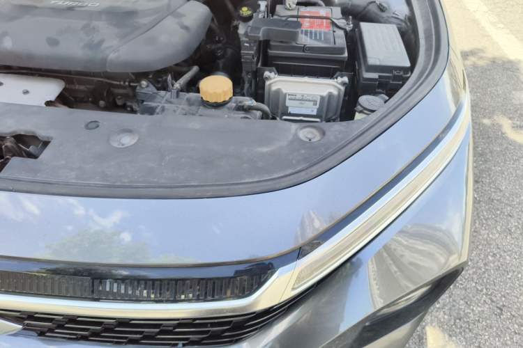 Used Baojun Valli 2021 1.5T Naqu Starry Sky CVT Flagship Model Engine Bay Left