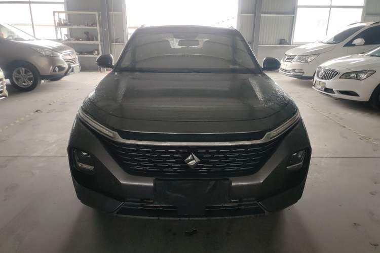 Used Baojun Valli 2021 1.5T Yili Pasture CVT Luxury Model Front