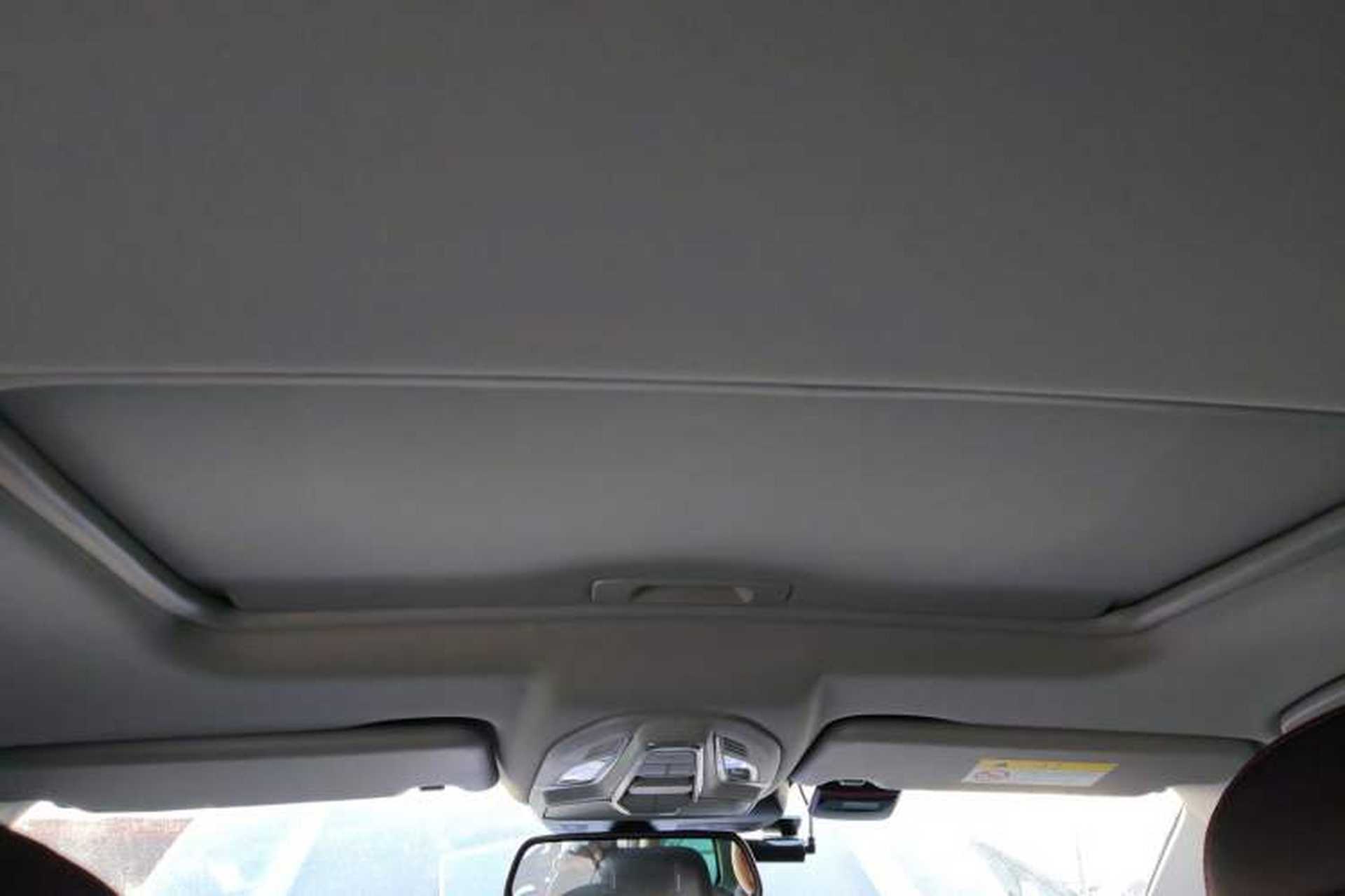 Used Baojun Valli 2021 1.5T Dali Sky CVT Premium Edition Headliner