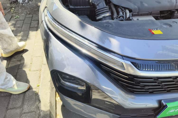 Used Baojun Valli 2021 1.5T Naqu Starry Sky CVT Flagship Model Right Front Headlight