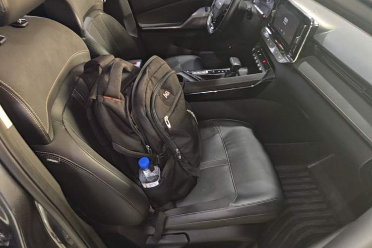 Used Baojun Valli 2021 1.5T Naqu Starry Sky CVT Flagship Model Right Front Seat