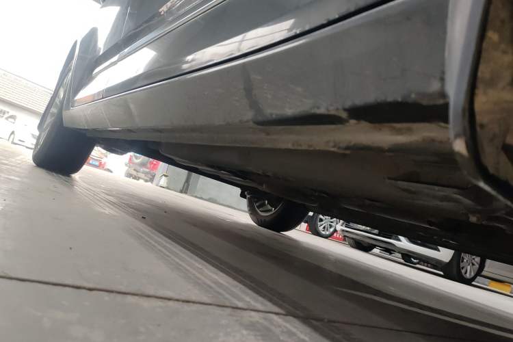 Used Baojun Valli 2021 1.5T Yili Pasture CVT Luxury Model Right Side Sill