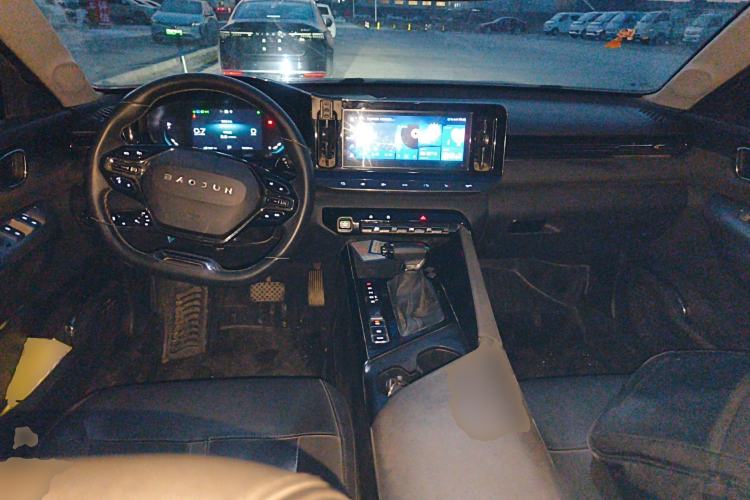 Used Baojun Valli 2021 1.5T Naqu Starry Sky CVT Flagship Model Center Console