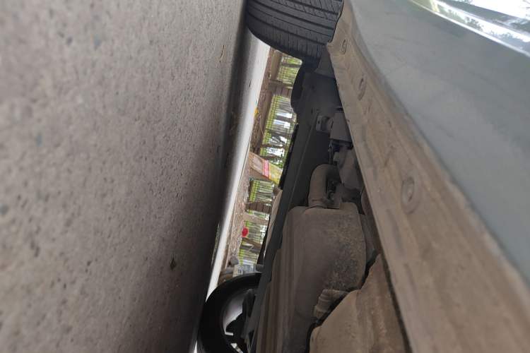 Used Baojun Valli 2021 1.5T Naqu Starry Sky CVT Flagship Model Chassis Rear Right