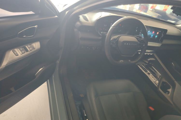 Used Baojun Valli 2021 1.5T Naqu Starry Sky CVT Flagship Model Driver Seat